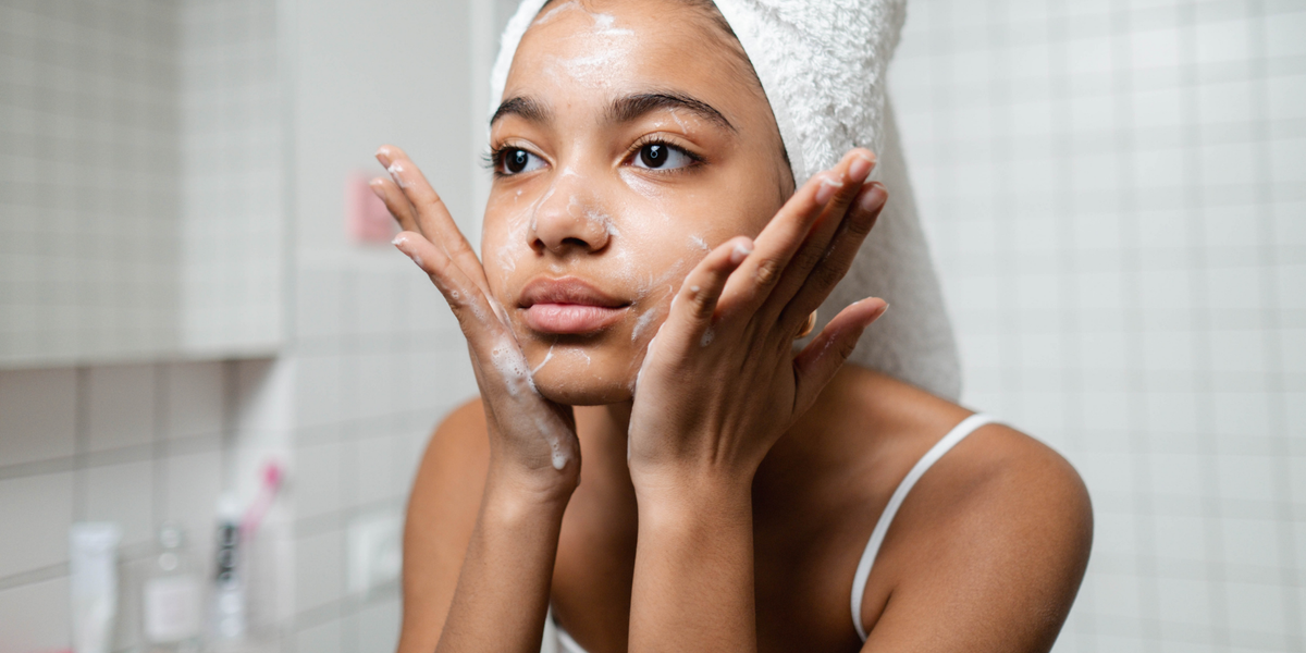 What Is the Best Face Wash for Acne? How to Choose the Right One