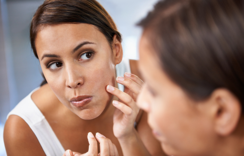 Dry vs. Dehydrated: The Difference Your Skin Wants You to Know